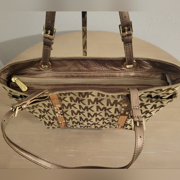 Michael Kors Sequin Stripe EW Tote - Picture 6 of 13